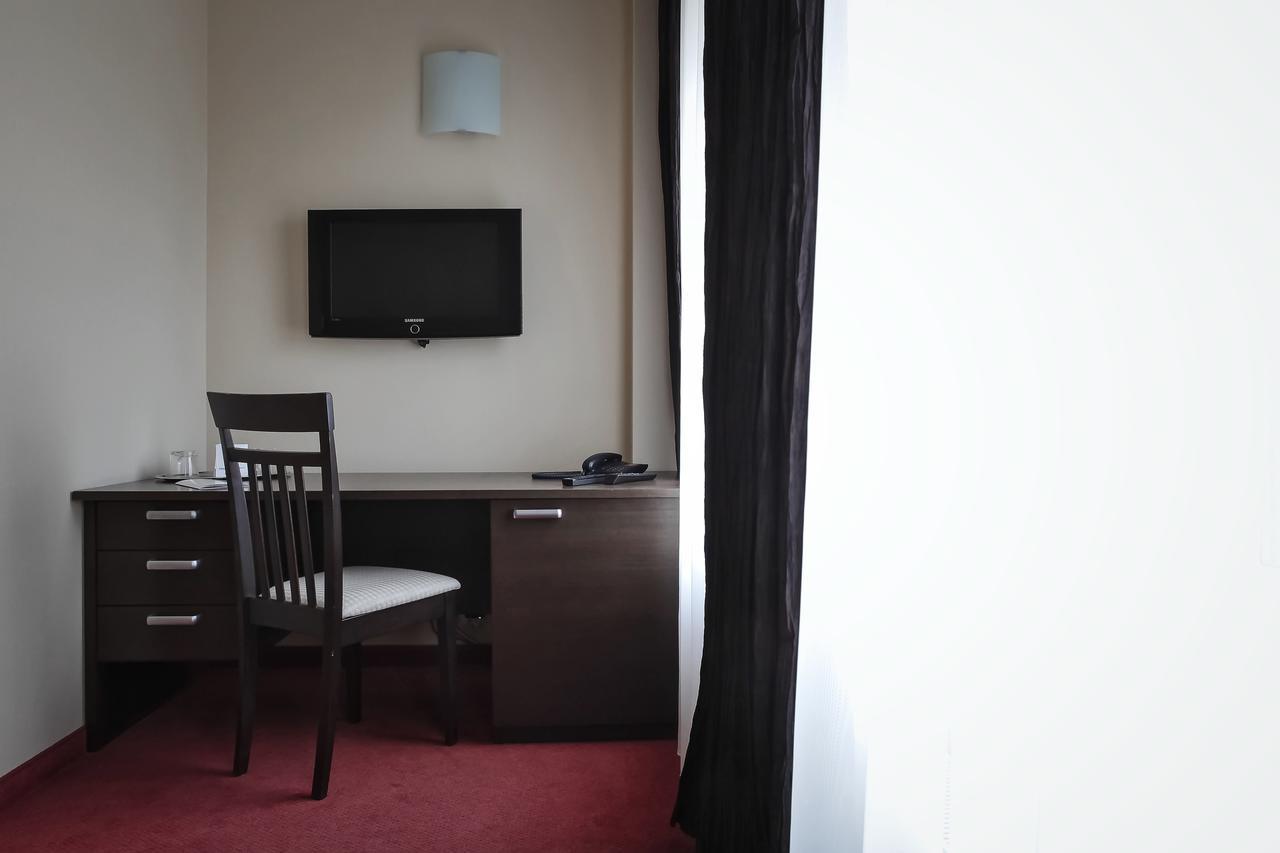 Hotel Palma Możejki Zewnętrze zdjęcie