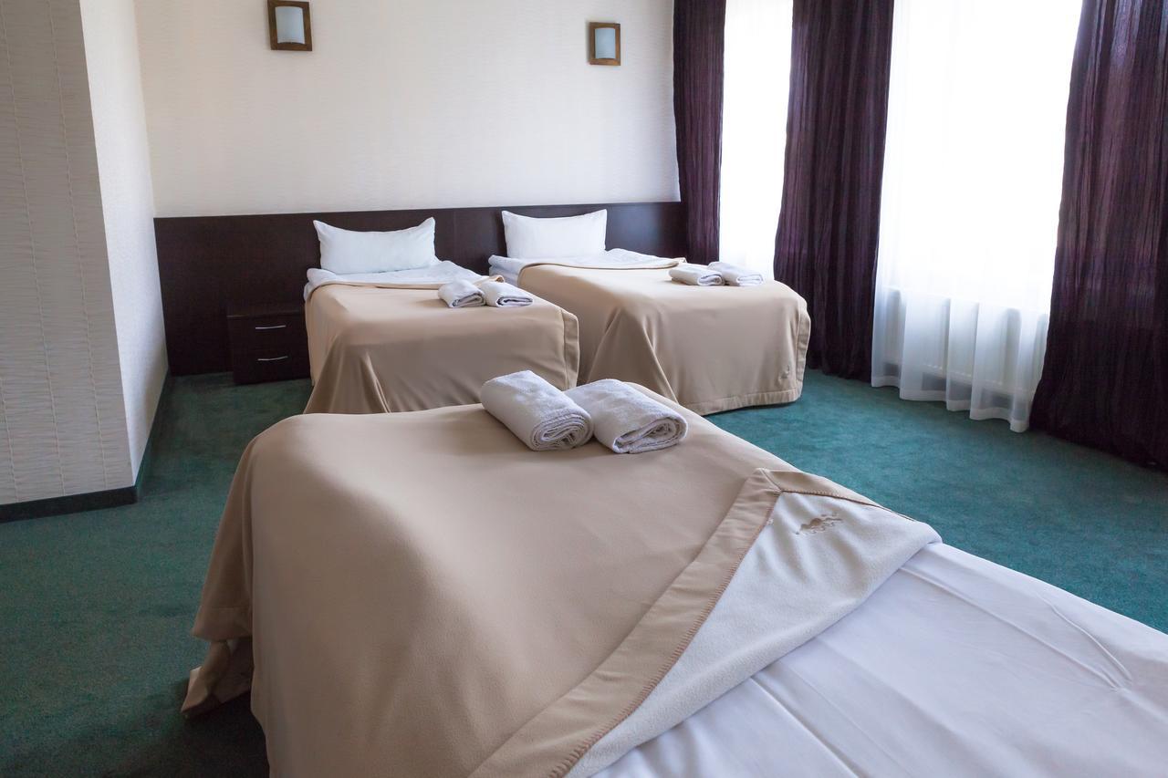 Hotel Palma Możejki Zewnętrze zdjęcie