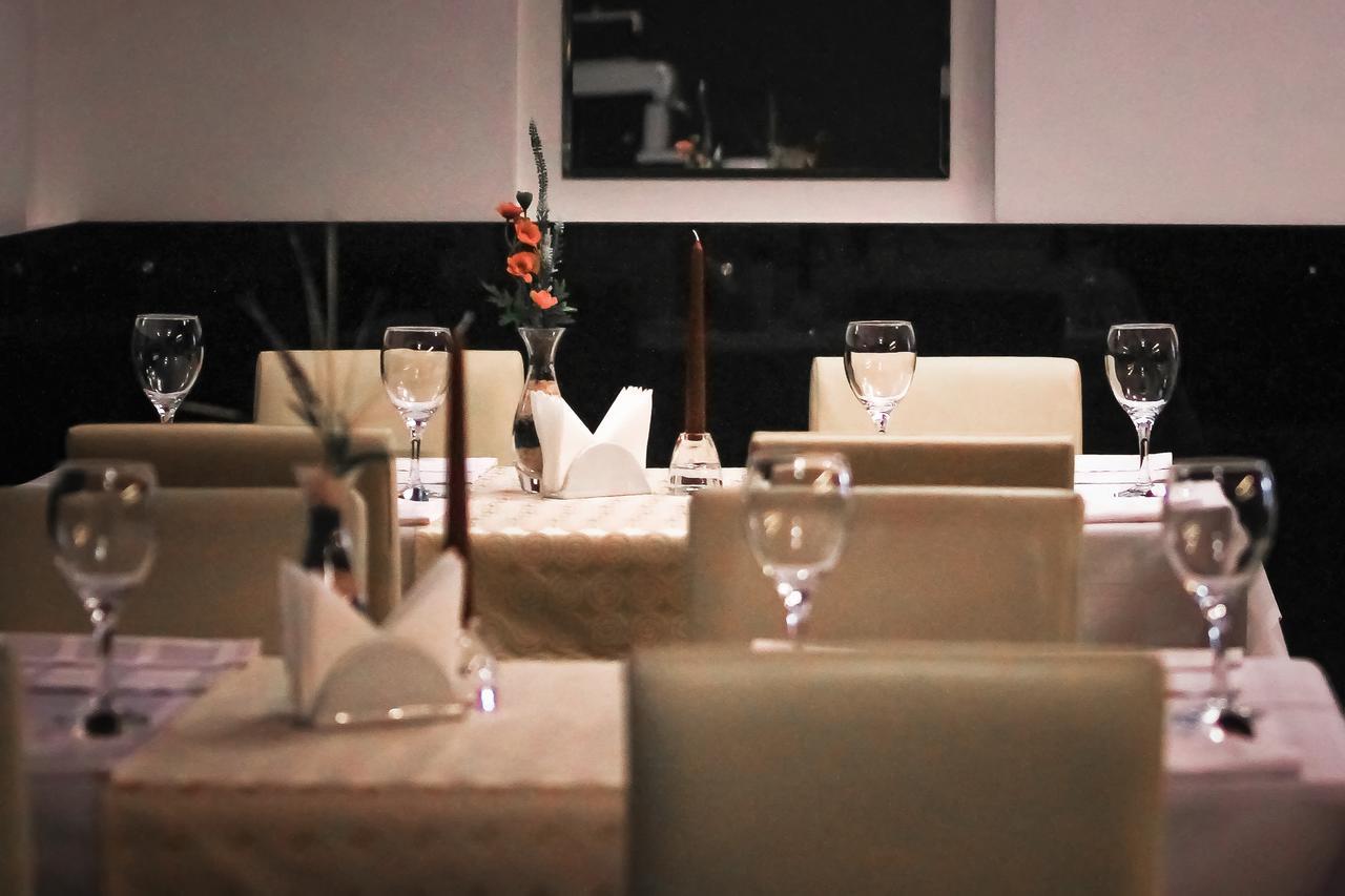 Hotel Palma Możejki Zewnętrze zdjęcie